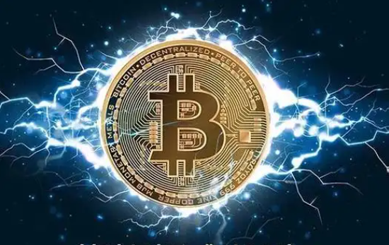 PEOPLE��2025����ǵ�����   PEOPLE��δ����ֵԤ��